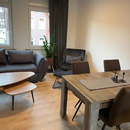 아파트 Flatlight - Perfect For 4 - Kitchen - Parking - Netflix 힐데스하임